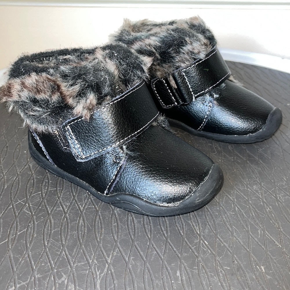 Pediped Faux Fur Black Leather Boots Size 5/21